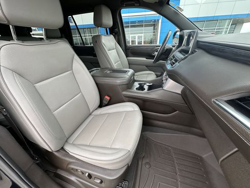 Used 2022 GMC Yukon SLT image 40