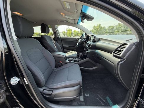 Used 2019 Hyundai Tucson Sport FWD image 19
