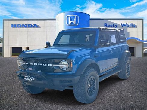 Used 2021 Ford Bronco Wildtrak image 4