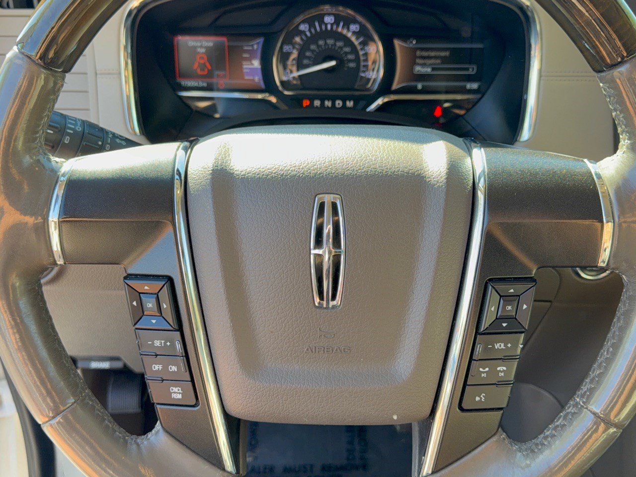 Used 2015 Lincoln Navigator L 4WD image 10