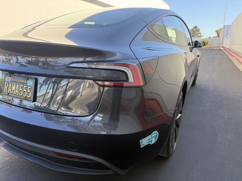 Used 2025 Tesla Model 3 RWD image 8