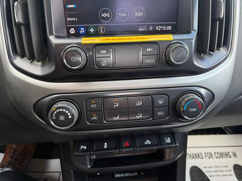 Used 2022 Chevrolet Colorado LT w/ Fleet Safety Package RWD image 11