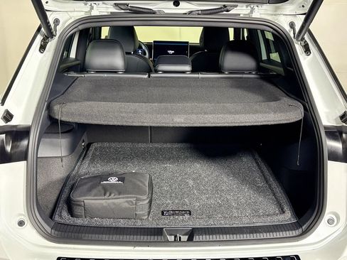 Certified 2025 Volkswagen Tiguan SEL R-Line AWD/4WD image 24