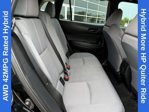 Used 2025 Toyota Corolla Cross AWD Hybrid image 12