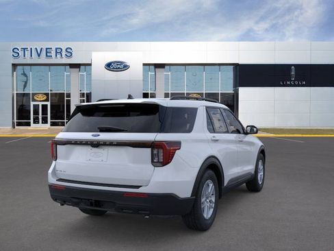 New 2026 Ford Explorer Active image 8
