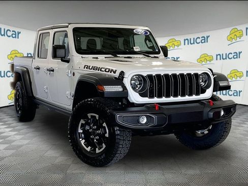 Used 2026 Jeep Gladiator Rubicon AWD/4WD image 1