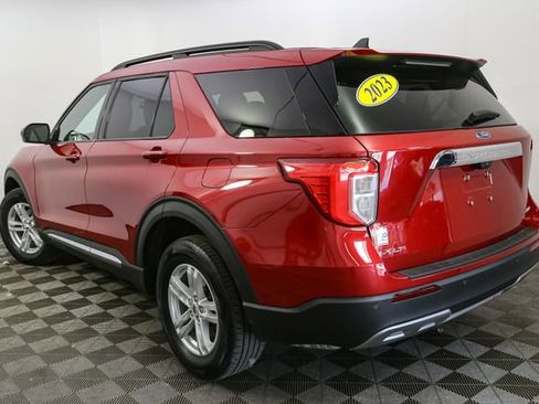 Used 2023 Ford Explorer XLT w/ Equipment Group 202A AWD/4WD image 7
