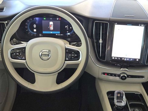 Used 2025 Volvo XC60 B5 Ultra w/ Protection Package Premier image 26
