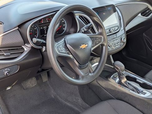 Used 2024 Chevrolet Malibu LT image 10