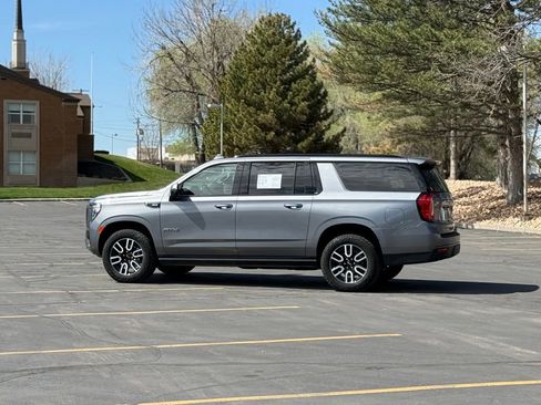 Used 2021 GMC Yukon XL AT4 w/ AT4 Premium Package image 7