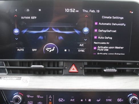 Certified 2023 Kia Sportage X-Line w/ X-Line Premium Package image 44