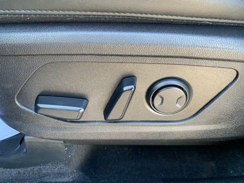 Used 2024 Kia Sorento X-Line EX image 34