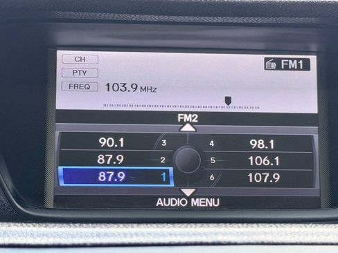 Used 2011 Acura TSX Sedan FWD image 38