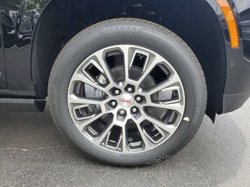 New 2026 GMC Yukon XL Denali AWD/4WD image 6