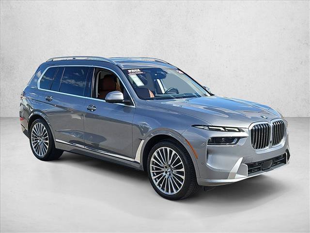 Used 2026 BMW X7 xDrive40i AWD/4WD image 3