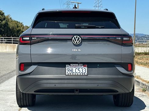 Used 2023 Volkswagen ID.4 Pro S AWD/4WD image 5