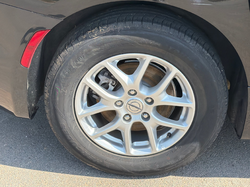 Used 2023 Chrysler Pacifica Touring-L FWD image 16