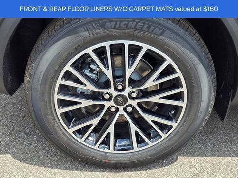 New 2024 Ford Escape SE image 7