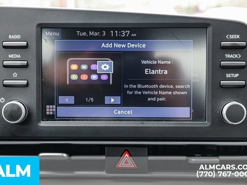 Used 2025 Hyundai Elantra SE FWD image 35