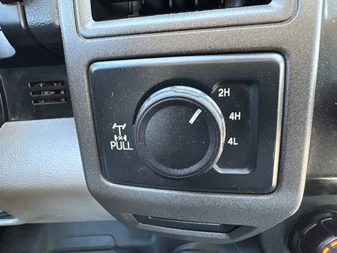 Used 2020 Ford F250 XL w/ Power Equipment Group AWD/4WD image 12