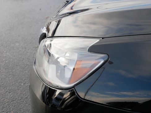 Used 2017 Nissan Sentra S w/ S Style Package image 16