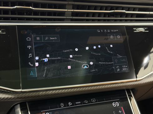 Used 2024 Audi RS Q8 4.0T image 45