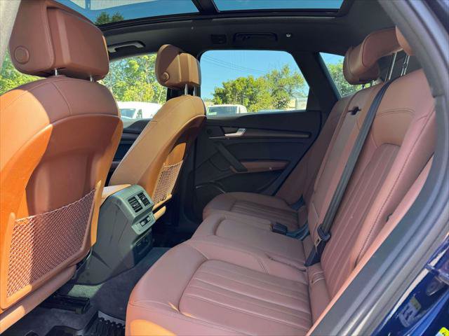 Used 2023 Audi Q5 2.0T Premium w/ Convenience Package AWD/4WD image 14