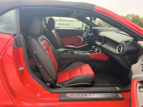 Used 2023 Chevrolet Camaro SS RWD image 32
