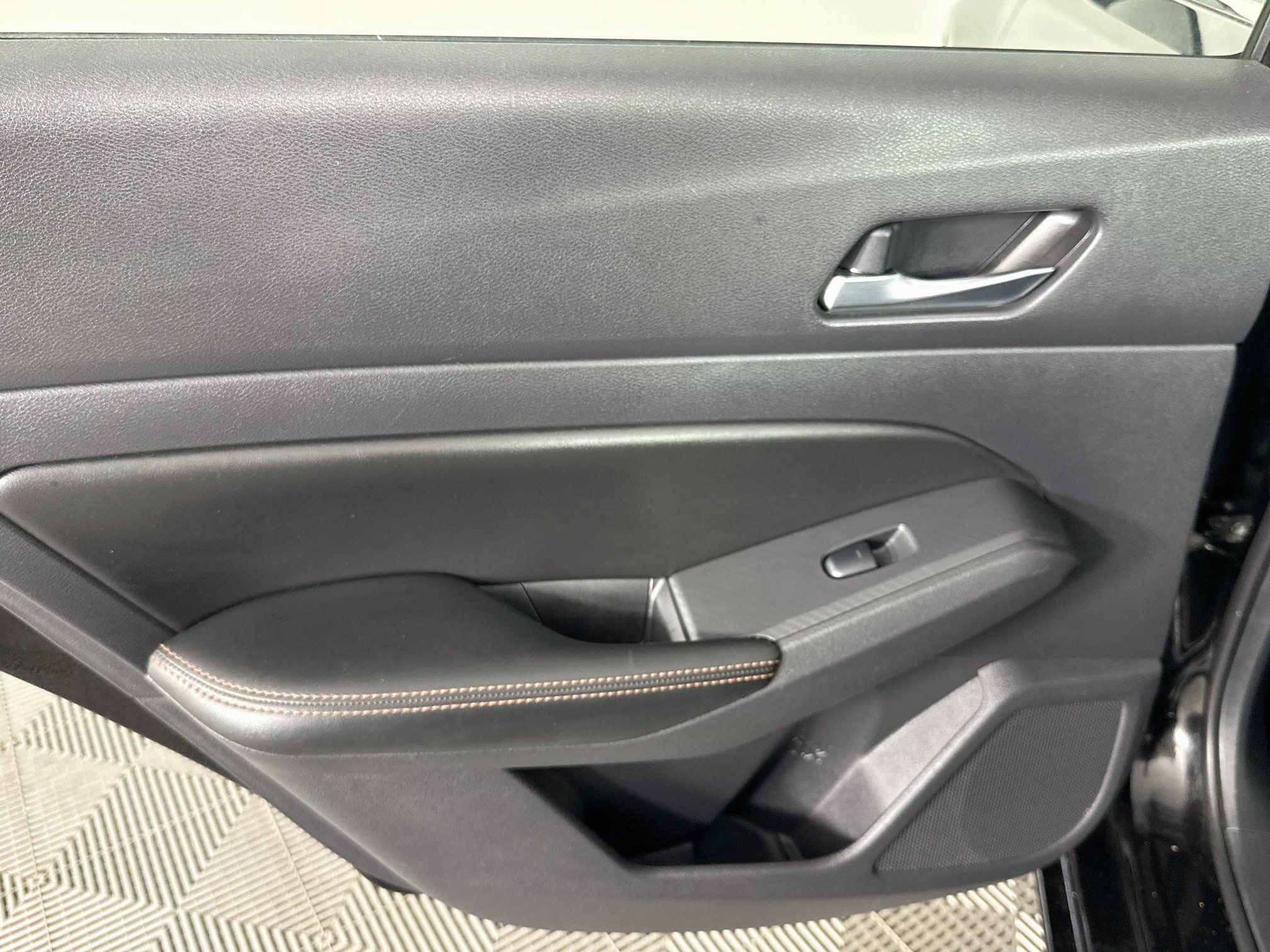 Used 2019 Nissan Altima 2.5 SR FWD image 44