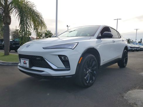 New 2026 Buick Envista Sport Touring image 2