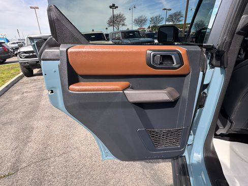 Used 2023 Ford Bronco Outer Banks image 25
