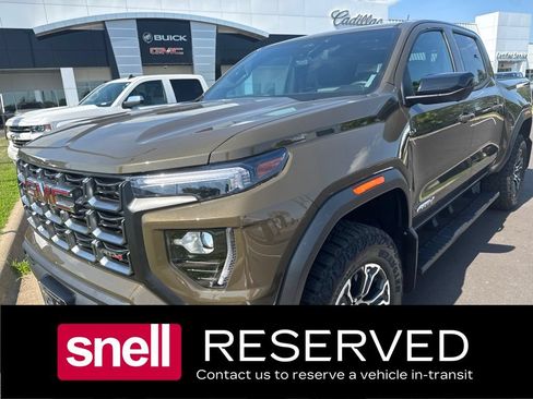 Used 2024 GMC Canyon AT4 w/ AT4 Premium Package AWD/4WD image 1
