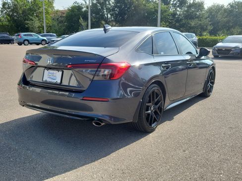 Used 2023 Honda Civic Sport image 6