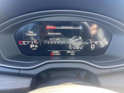 Certified 2024 Audi Q5 2.0T Premium Plus image 25