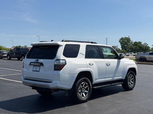 Used 2024 Toyota 4Runner TRD Off-Road Premium AWD/4WD image 3