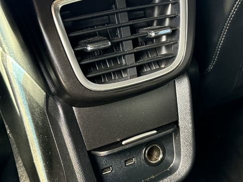 Used 2016 Lincoln MKX Select image 27