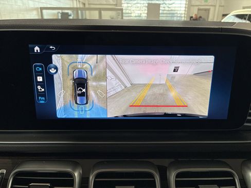 New 2026 Mercedes-Benz GLS 450 4MATIC image 14