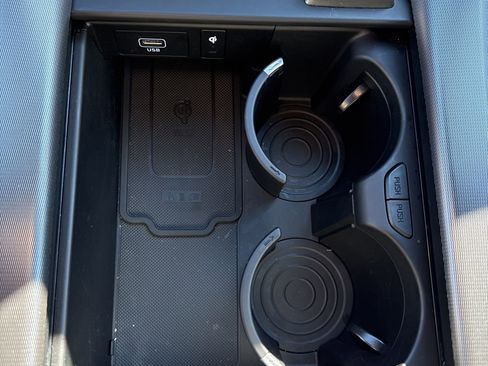 Used 2025 Hyundai Palisade Calligraphy image 30