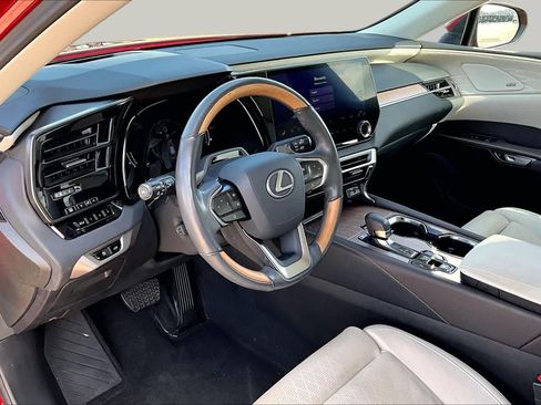 Used 2024 Lexus RX 350 FWD w/ Convenience Package image 18