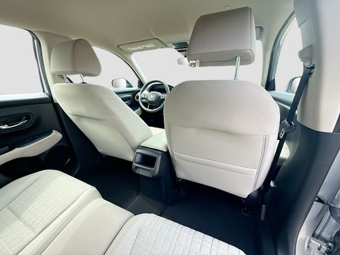 Certified 2024 Honda HR-V LX image 28