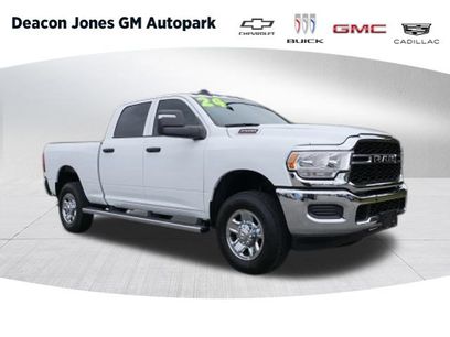 Used 2024 RAM 2500 Tradesman w/ Chrome Appearance Group