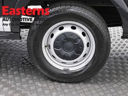 Used 2019 Ford Transit 250 130 Low Roof RWD image 33