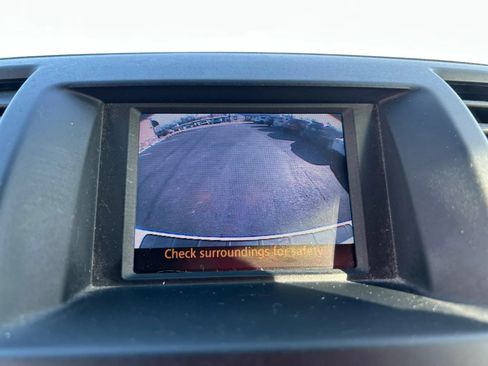 Used 2011 Toyota Highlander 2WD w/ Tech Pkg image 23