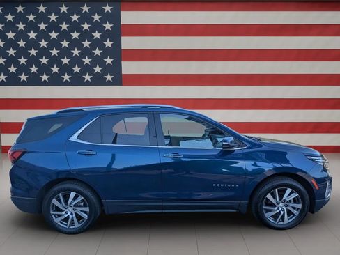 Used 2022 Chevrolet Equinox Premier AWD/4WD image 6