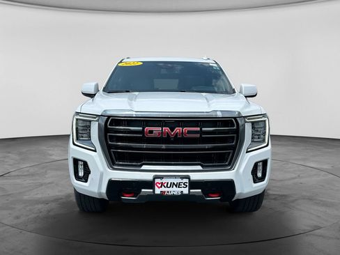 Used 2022 GMC Yukon XL AT4 w/ AT4 Premium Plus Package AWD/4WD image 2