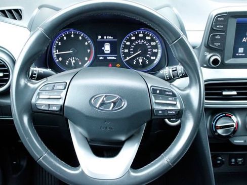 Used 2020 Hyundai Kona SEL AWD/4WD image 16