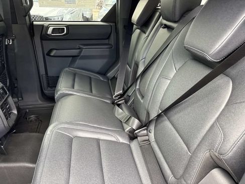 New 2026 Ford Bronco Badlands w/ Sasquatch Package AWD/4WD image 19