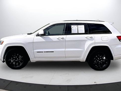 Certified 2021 Jeep Grand Cherokee Laredo X RWD image 6