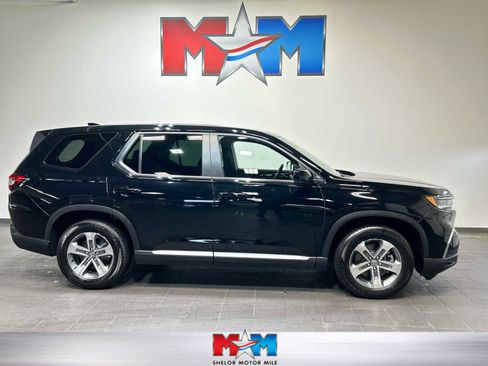 Used 2025 Honda Pilot EX-L image 1