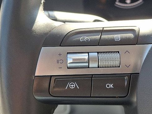 Certified 2025 Hyundai Kona SEL image 20